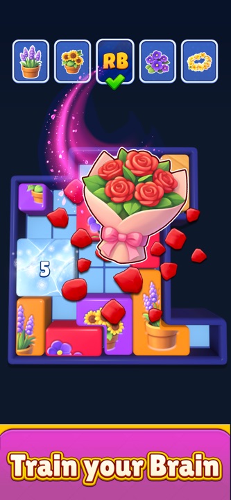 Active gameplay showing block directional arrows and mosaic assembly tray